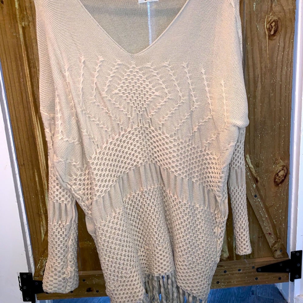 Women’s Long Sleeve Sweater